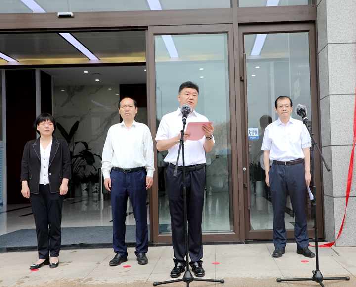 集團邵書記表態發言.jpg 集團邵書記表態發言.jpg